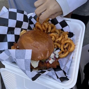 Slappys Chowder House - Hot chicken sandwich - Breakfast & Brunch Near Me - Oceano, California Slappys Chowder House - Hot chicken sandwich - Breakfast & Brunch Near Me - Oceano, California