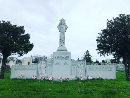 QUEEN OF HEAVEN CEMETERY & MAUSOLEUMS - Updated June 2024 - 81 Photos