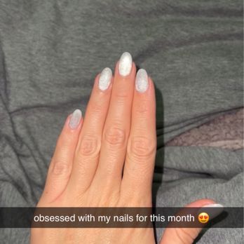 Maison Nail Spa - December nails - Nail Salons Near Me - Calabasas, California