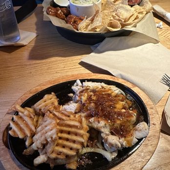 Applebee's Grill + Bar - American Near Me - Martinsville, Virginia