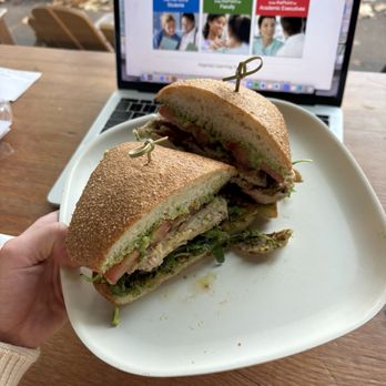 Retreat - Chicken Pesto Sandwhich - Cafes Near Me - Seattle, Washington