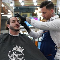 The Spot Barbershop - Brickell East - When your hanging with your friend that's a photographer so all your photos are superstar status for the day!! Ha!