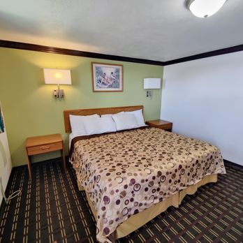 Desert Inn - Hotels Near Me - Van Horn, Texas Desert Inn - Hotels Near Me - Van Horn, Texas