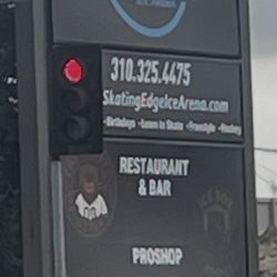 The Skating Edge Ice Arena - Restaurant at ice skating rink