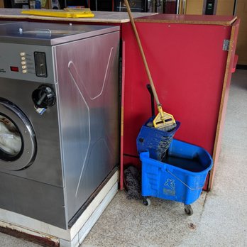 Jumbo 24 Hour Coin Laundry - Laundromat Near Me - Nashville, Tennessee Jumbo 24 Hour Coin Laundry - Laundromat Near Me - Nashville, Tennessee