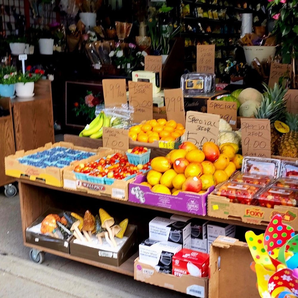 Danforth Convenience - Fruits at the front of the store - Convenience Stores Near Me - Toronto, Ontario Danforth Convenience - Fruits at the front of the store - Convenience Stores Near Me - Toronto, Ontario