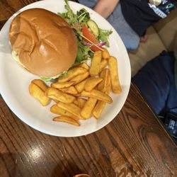 Guildford Arms - Kid cheeseburger