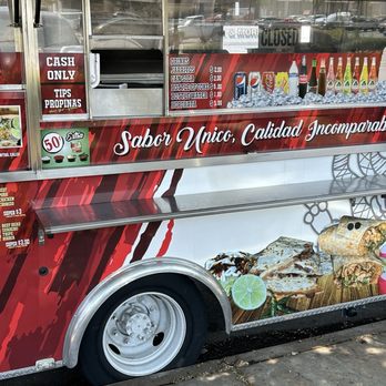 Tacos La Unica - They give you a variety of beverage. They also have rice water. - Food Trucks Near Me - Stockton, California Tacos La Unica - They give you a variety of beverage. They also have rice water. - Food Trucks Near Me - Stockton, California