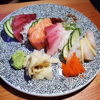 Umami - Sashimi platter - Sushi Bars Near Me - Pittsburgh, Pennsylvania