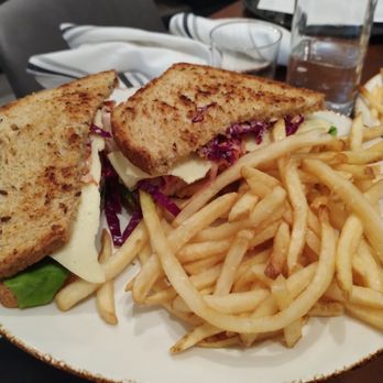 Noa Minneapolis - Turkey & Havarti sandwich - Cocktail Bars Near Me - Minneapolis, Minnesota