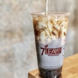 7 Leaves Cafe - Advertised Caramel Macchiato drink but it is nothing like I received. Not even identical as it should be.