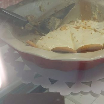 Coffee N Cream - Banana Pudding Pie - Ice Cream & Frozen Yogurt Near Me - Micanopy, Florida