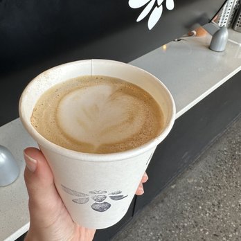 Honeybee Coffee - Habanero Maple Latte - Coffee & Tea Near Me - Knoxville, Tennessee