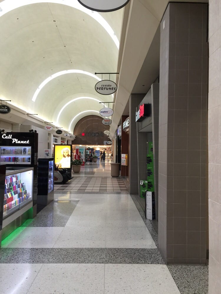 LUXURY PERFUME Updated October 2024 150 Inland Ctr, San Bernardino, California Cosmetics