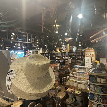 Cracker Barrel Old Country Store - Southern Near Me - Milford, Connecticut Cracker Barrel Old Country Store - Southern Near Me - Milford, Connecticut