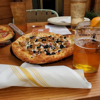 Homeslice - Looks like pizza,  right? - Pizza Near Me - Chicago, Illinois