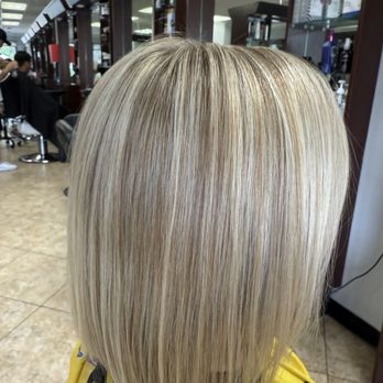 Shadows Hair Salon - #platinumhighlights#balyage#orangecountyhairsalon#shadowshairsalon - Hair Salons Near Me - Irvine, California Shadows Hair Salon - #platinumhighlights#balyage#orangecountyhairsalon#shadowshairsalon - Hair Salons Near Me - Irvine, California