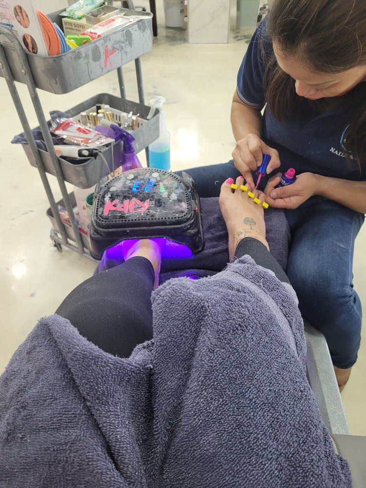 KN NAILS & SPA Updated June 2024 7509 Garners Ferry Rd, Columbia