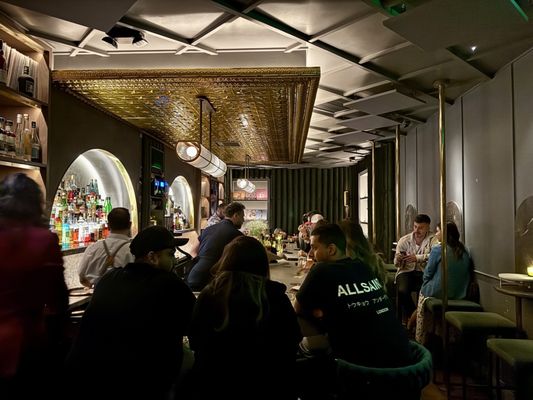 Convoy Music Bar by null