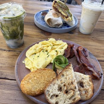 Little Avalon - Kyota Matcha, Boat House Breakfast, Beach Bum Burrito, Pinada Smoothie - Cafes Near Me - Las Vegas, Nevada Little Avalon - Kyota Matcha, Boat House Breakfast, Beach Bum Burrito, Pinada Smoothie - Cafes Near Me - Las Vegas, Nevada