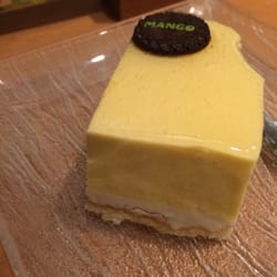 Maia Besalu, 4 - Mango mousse cake, 4,48 euro
