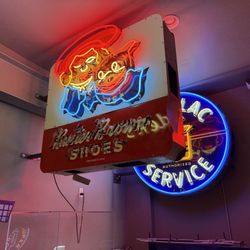 National Neon Sign Museum - Buster brown shoes