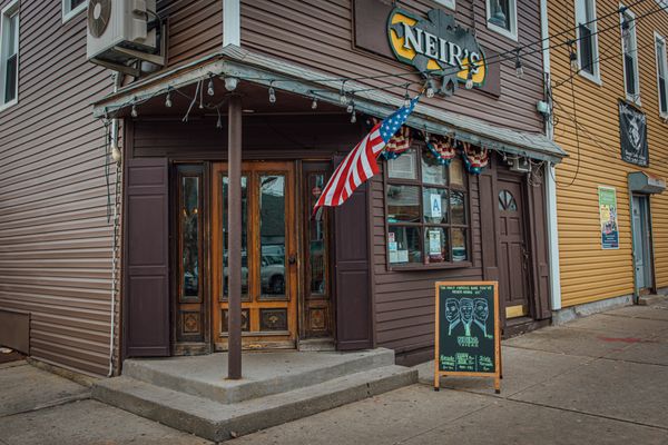 Neir's Tavern by null