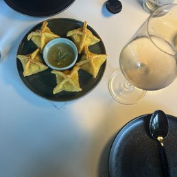Crab rangoons