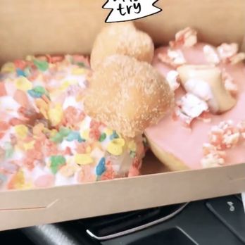 Shaka Donuts - the inside of a box of doughnuts - Donuts Near Me - Orlando, Florida Shaka Donuts - the inside of a box of doughnuts - Donuts Near Me - Orlando, Florida