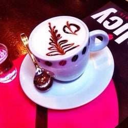 Suplicy - Meu simples café chegou em forma de arte :)