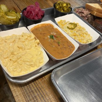 Strouderosa BBQ - Mac and cheese, baked beans, creamed corn - Barbeque Near Me - Dallas, Texas Strouderosa BBQ - Mac and cheese, baked beans, creamed corn - Barbeque Near Me - Dallas, Texas