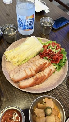 LA 장충 평안도 족발집 (올림픽점) LA Jangchung Jokbal by null