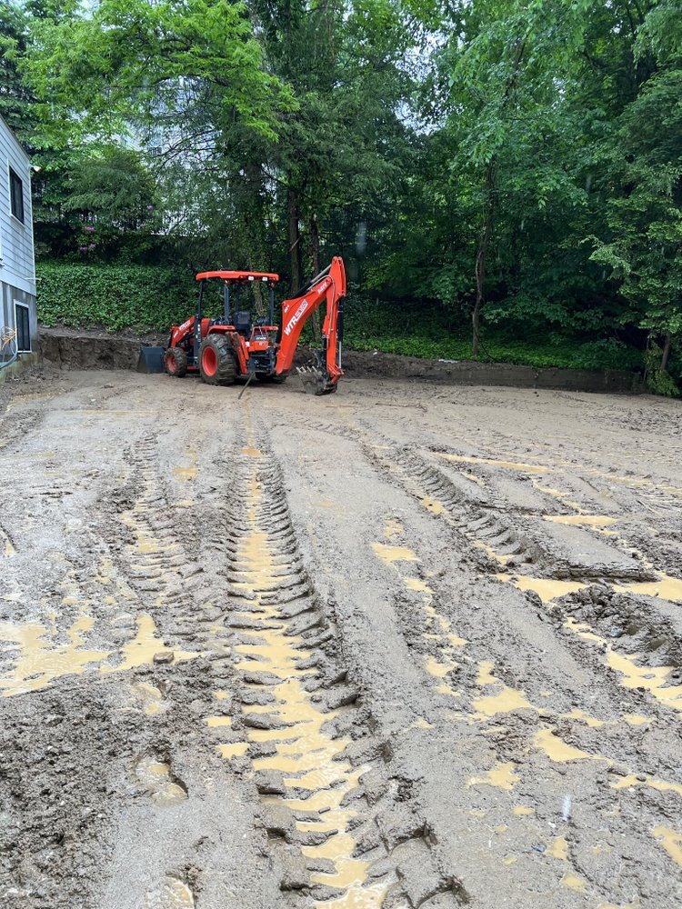 Slide of Lavariega Construccion