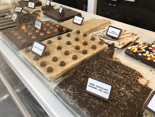 Henry's Sweet Retreat & Bakery by null
