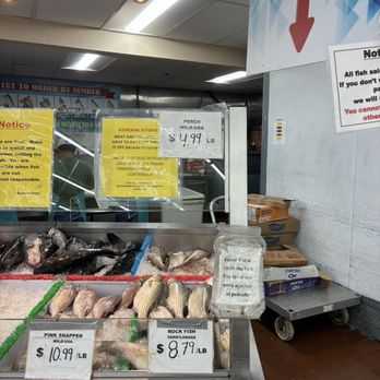 Foodway Supermarket - Section of the seafood area. - International Grocery Near Me - New Carrollton, Maryland