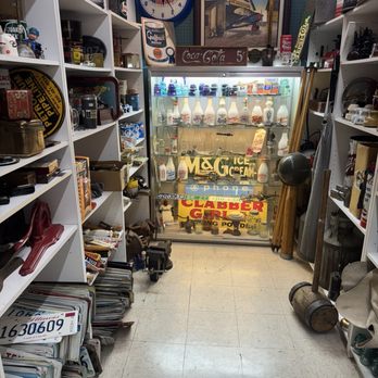 Patterns of the Past - Antiques Near Me - Apache Junction, Arizona