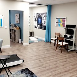 DexaFit - Town & Country - View into the diagnostic room