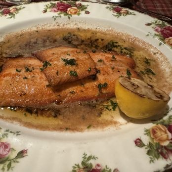 Balmoral Restaurant - My trout was so overcooked that it was tasteless. To mask that mistake it was served with a quart of drawn butter. Not acceptable! - Scottish Near Me - St Charles, Illinois