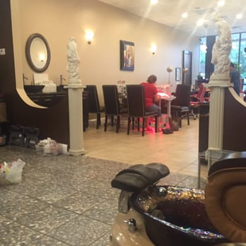 Venus Spa Nails - Nice and open with plenty of space. - Nail Salons Near Me - Florence, Kentucky