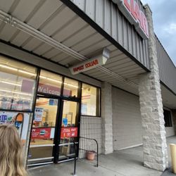 Family Dollar Stores