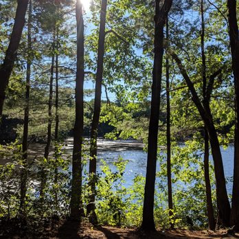 Livingston Park - Parks Near Me - Manchester, New Hampshire