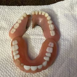 Innate Dental Solutions - Bite was not aligned correctly and caused one stem in my jaw to break off and two teeth broken. The stem is stll imbedded in my jaw