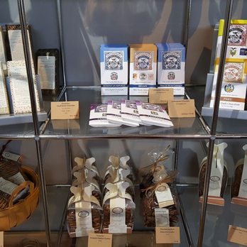 Chocolat Vitale - Some of the retail products (11/11/17) - Chocolatiers & Shops Near Me - Seattle, Washington Chocolat Vitale - Some of the retail products (11/11/17) - Chocolatiers & Shops Near Me - Seattle, Washington