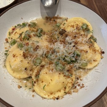 Daisies - Ravioli - Pasta Shops Near Me - Chicago, Illinois
