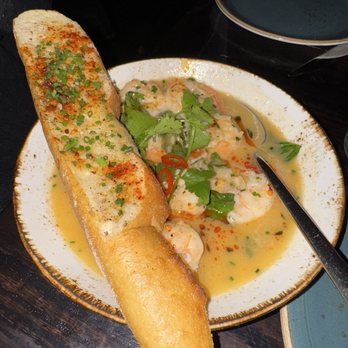 Cellar 335 - Shrimp & Garlic - Cocktail Bars Near Me - Jersey City, New Jersey