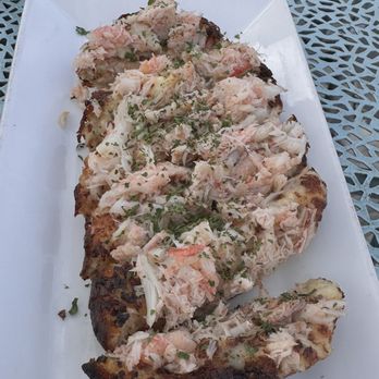 Flying Fish & Grill - Crabby-Cheesy Bread - Seafood Near Me - Half Moon Bay, California