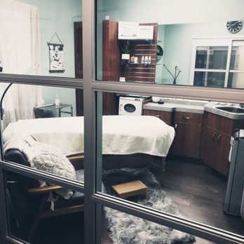 Lash and Glow Beauty Bar - Eyelash Service Near Me Lash and Glow Beauty Bar - Eyelash Service Near Me