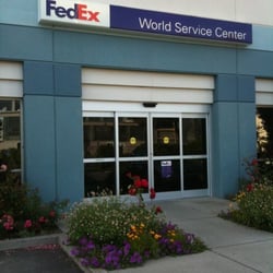 FedEx Ship Center