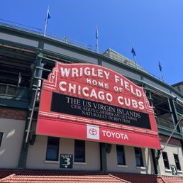 Signature marquee