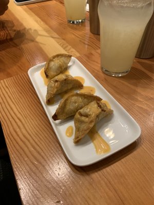 KINTON RAMEN CARREFOUR LAVAL by null